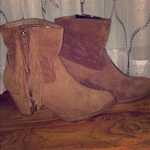 Rampage Fringe Booties